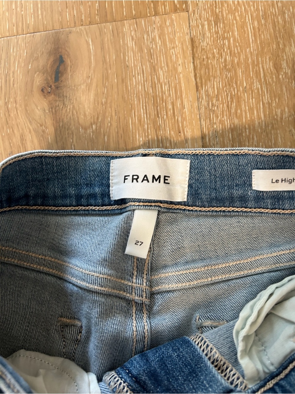 Frame Denim Light Blue Skinny Jeans - Picture 4 of 7